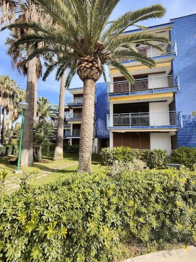 Apartamiento Mediterrani,Vistas Al Mar,Piscina! Villafortuny 0*,  Hiszpania